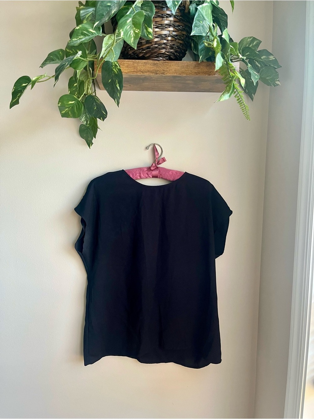 Halogen Black Short Sleeve Scoop Neck Blouse